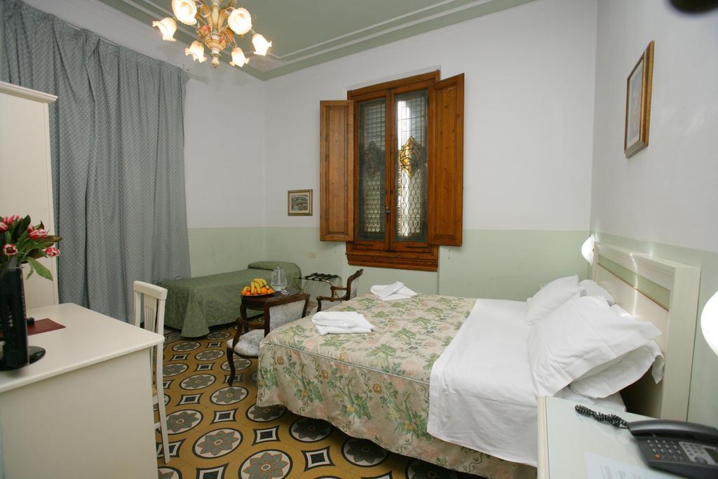 Hotel Desirèe Firenze Esterno foto