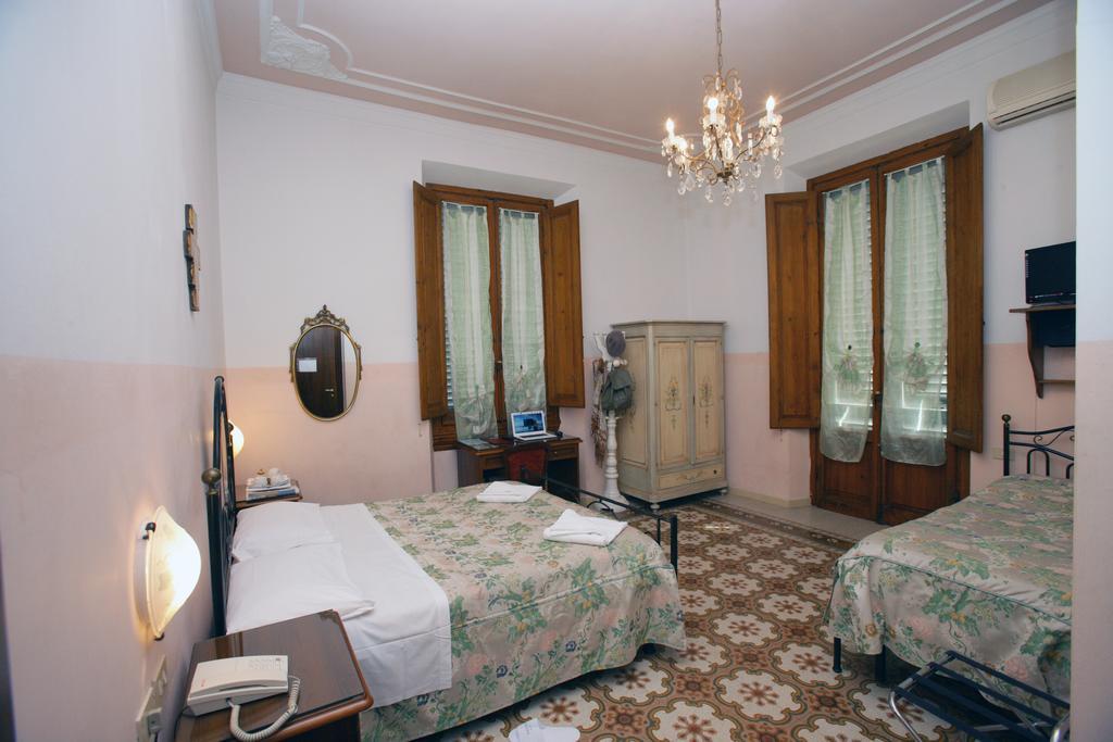 Hotel Desirèe Firenze Esterno foto