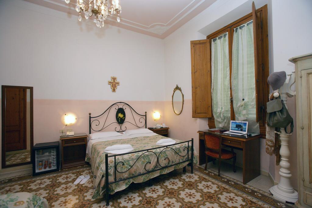 Hotel Desirèe Firenze Esterno foto