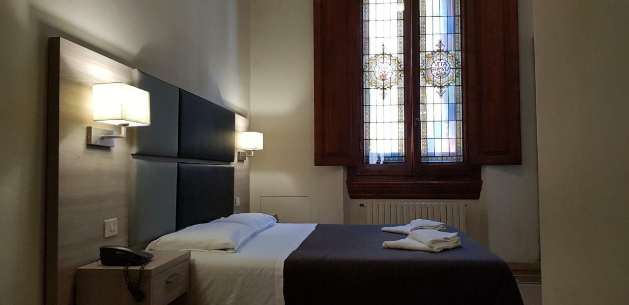 Hotel Desirèe Firenze Esterno foto